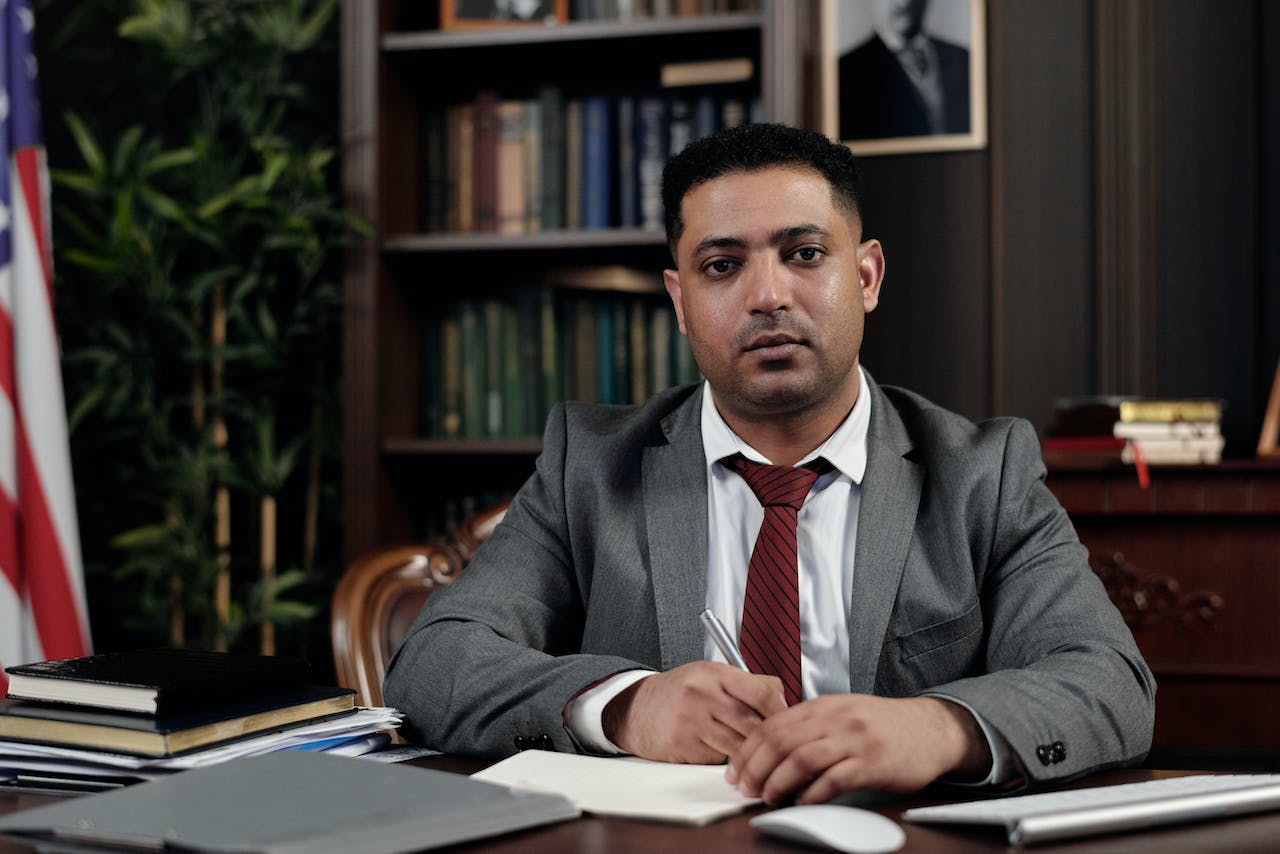 lawyer 